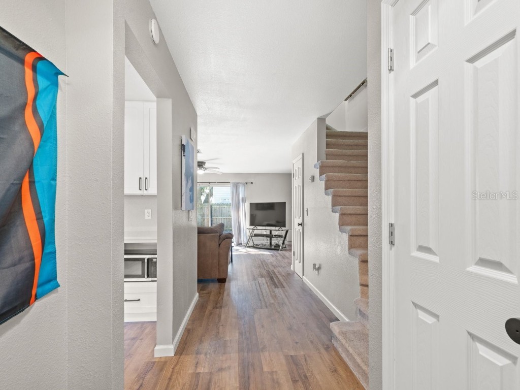 1722 Mill Run Circle Tampa FL 33613 TB8443052 image2