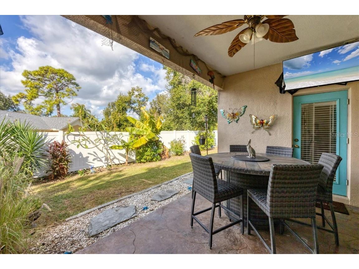 1722 Old Summerwood Boulevard Sarasota FL 34232 A4672375 image23