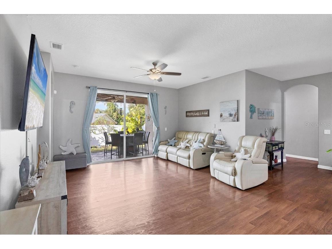 1722 Old Summerwood Boulevard Sarasota FL 34232 A4672375 image4