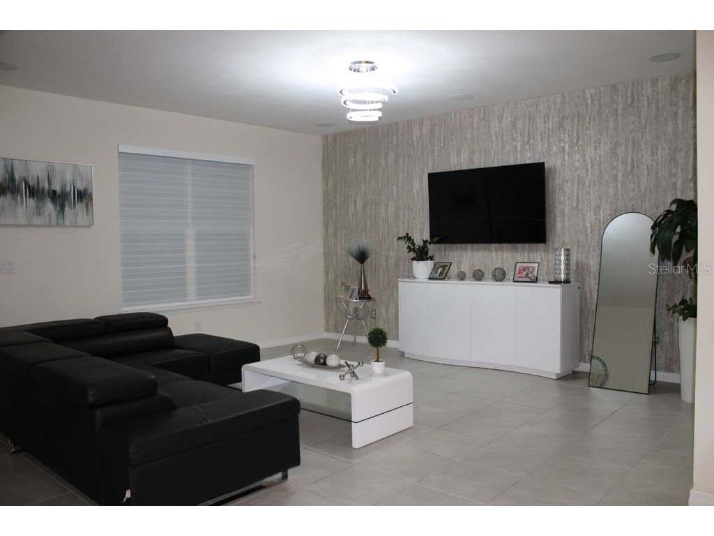 1723 Flourish Avenue Kissimmee FL 34744 O6410022 image4