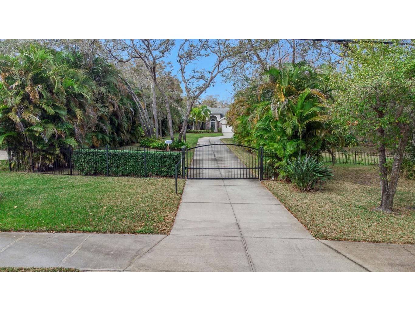 1723 Main Street Safety Harbor FL 34695 U8229055 image1