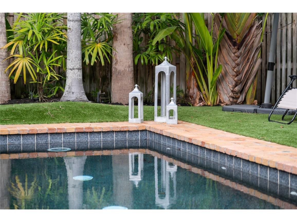 1723 Oak Street Sarasota FL 34236 A4671825 image16