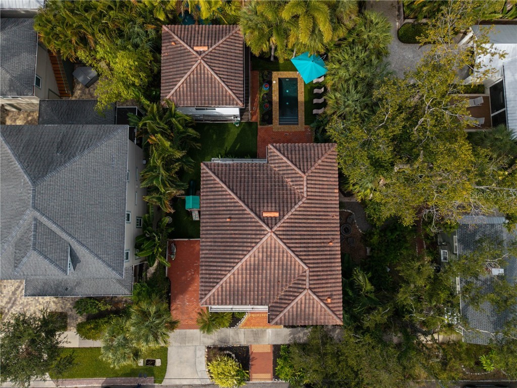 1723 Oak Street Sarasota FL 34236 A4671825 image30