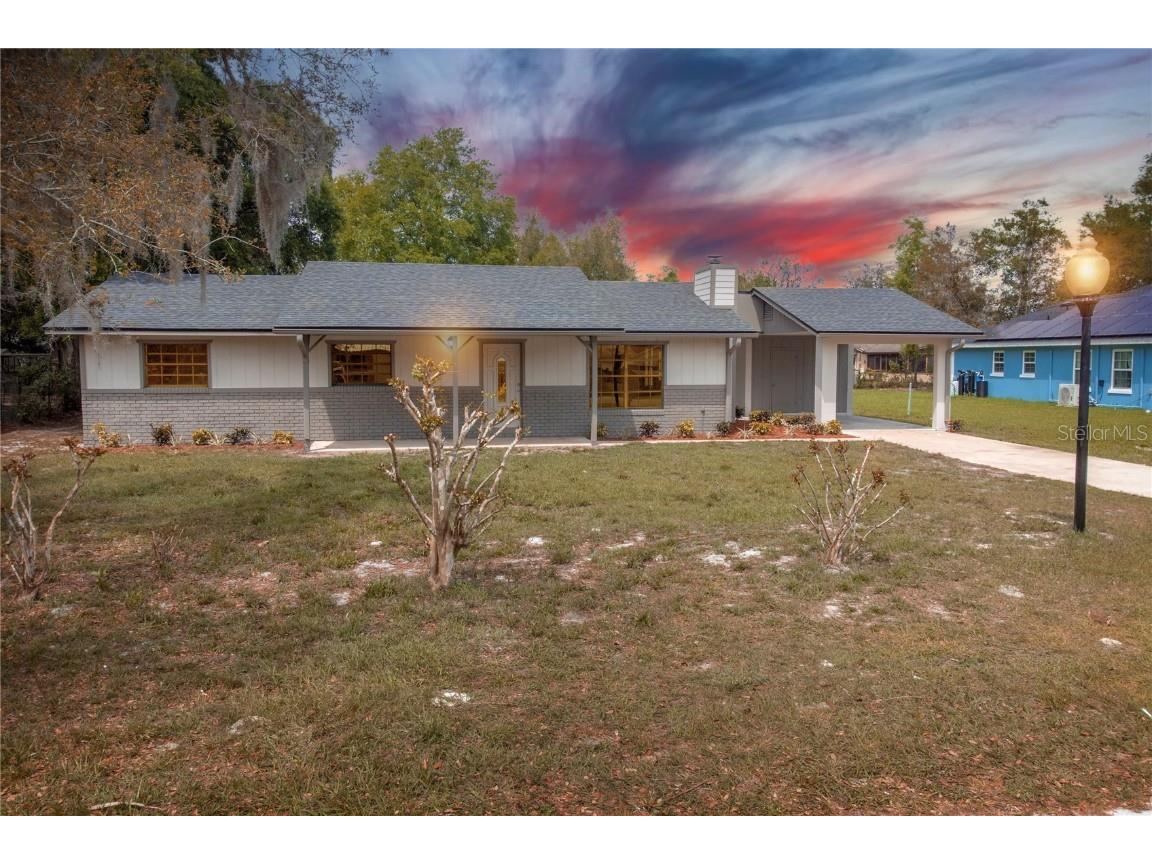 1723 Pine Ave Deland FL 32724 V4923663 image1