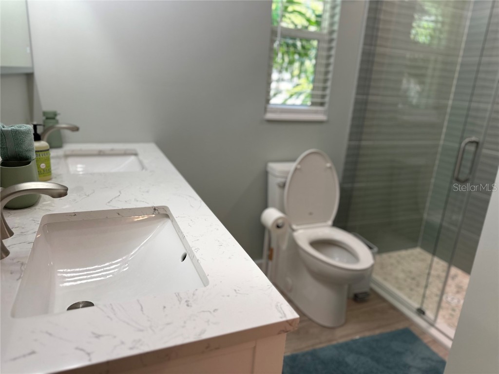 1723 Stanford Lane Sarasota FL 34231 - AQUALANE CANAL -SARASOTA BAY A4610649 image23