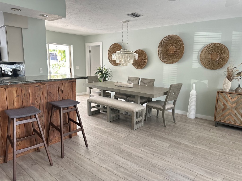 1723 Stanford Lane Sarasota FL 34231 - AQUALANE CANAL -SARASOTA BAY A4610649 image5