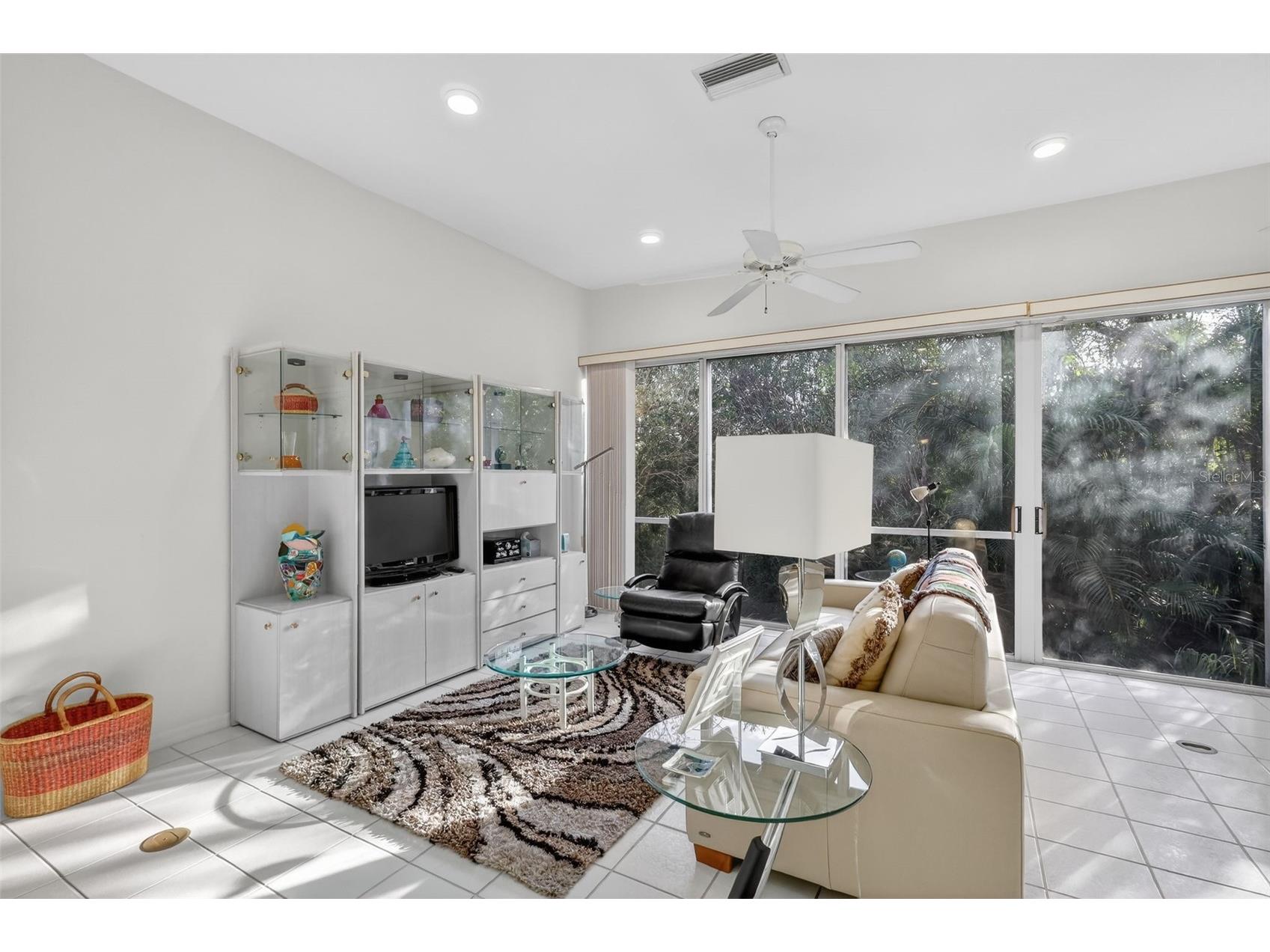 1723 Starling Drive Sarasota FL 34231 A4673889 image16