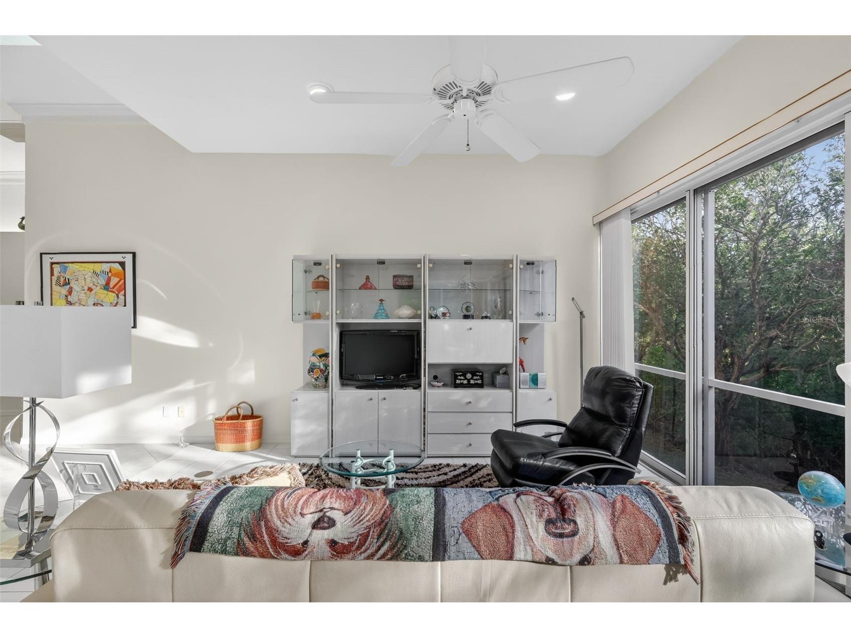 1723 Starling Drive Sarasota FL 34231 A4673889 image18