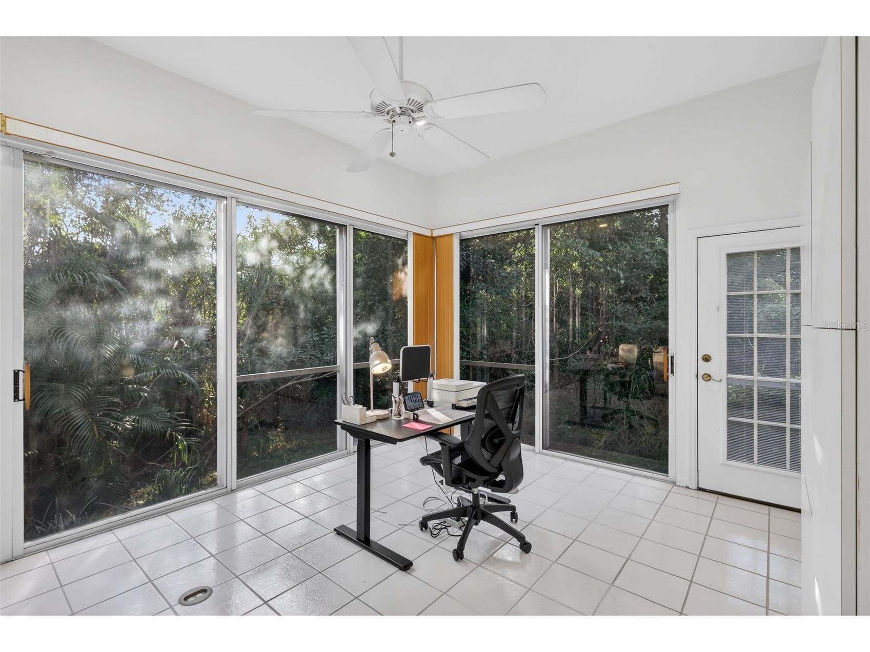 1723 Starling Drive Sarasota FL 34231 A4673889 image20