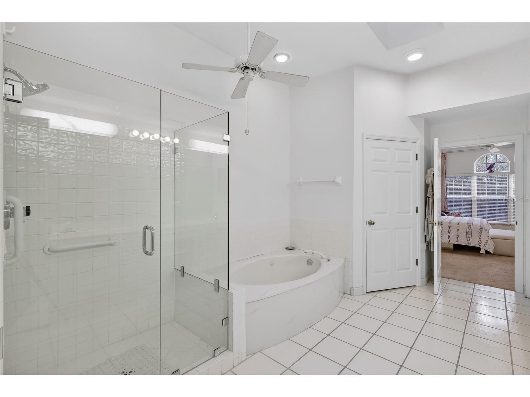 1723 Starling Drive Sarasota FL 34231 A4673889 image38