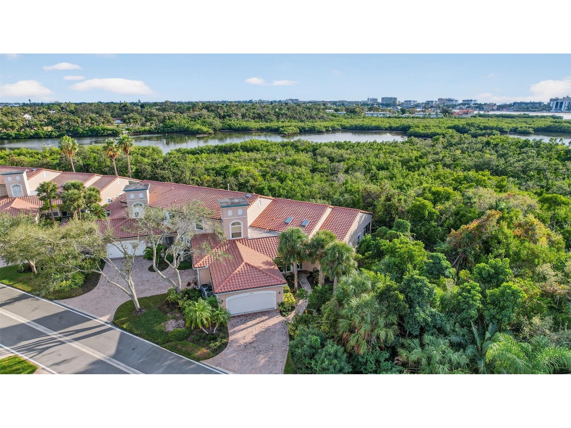 1723 Starling Drive Sarasota FL 34231 A4673889 image5