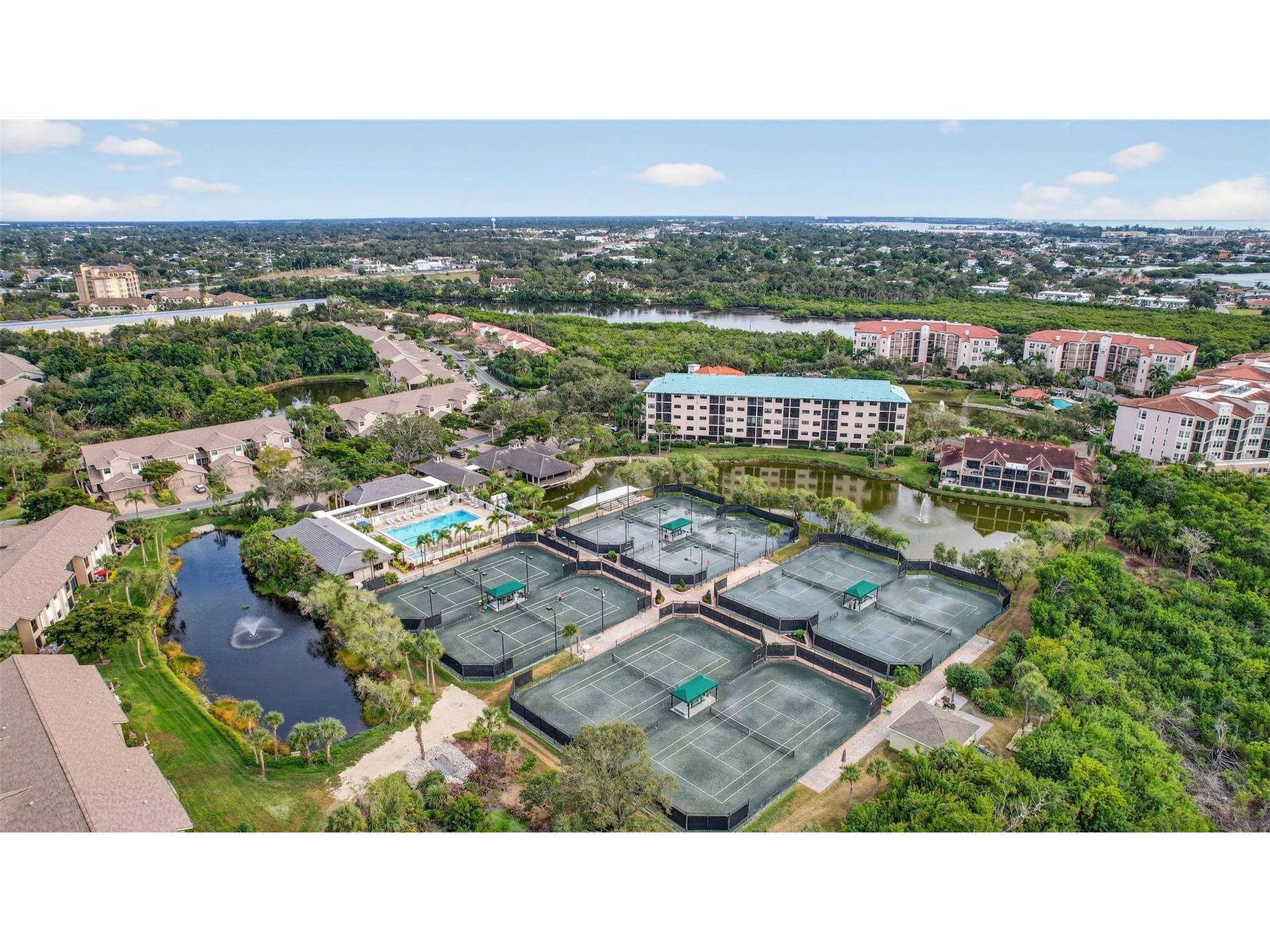 1723 Starling Drive Sarasota FL 34231 A4673889 image52