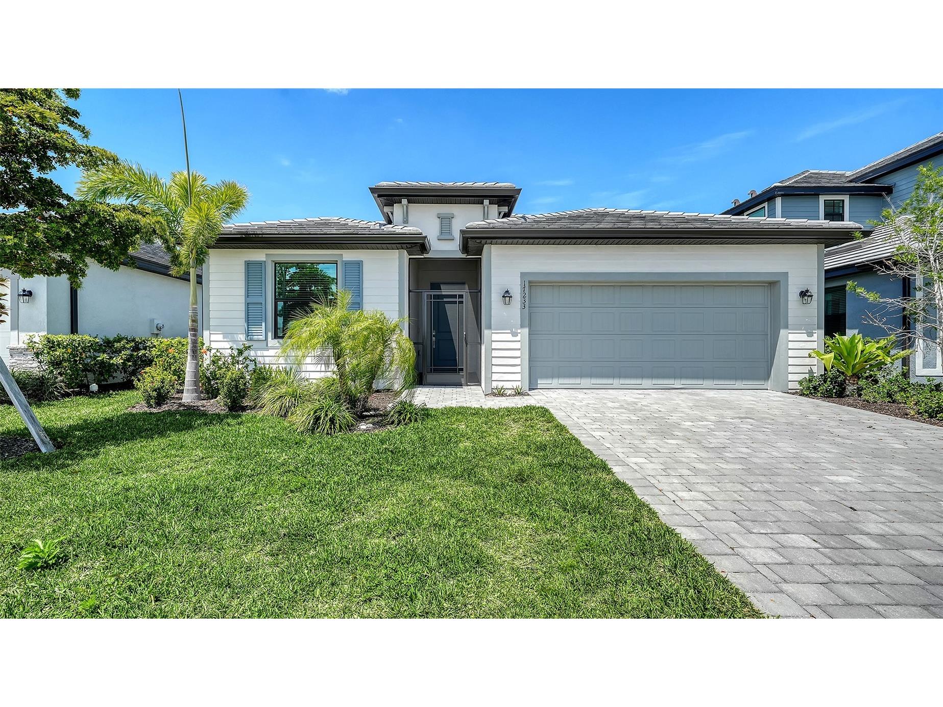 17233 Moonflower Drive Venice FL 34293 A4688903 image1