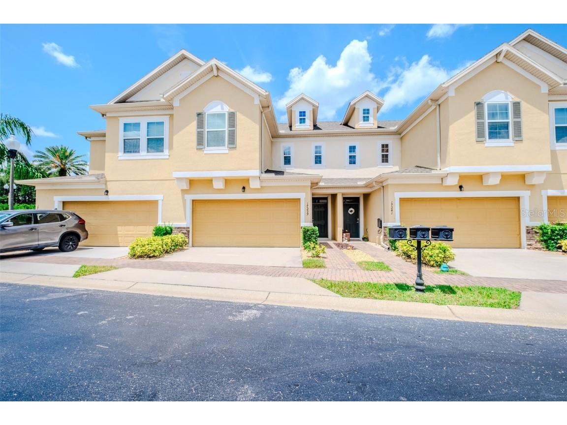 17239 Martinique Court Clermont FL 34711 - JOHN'S LAKE G5081834 image1