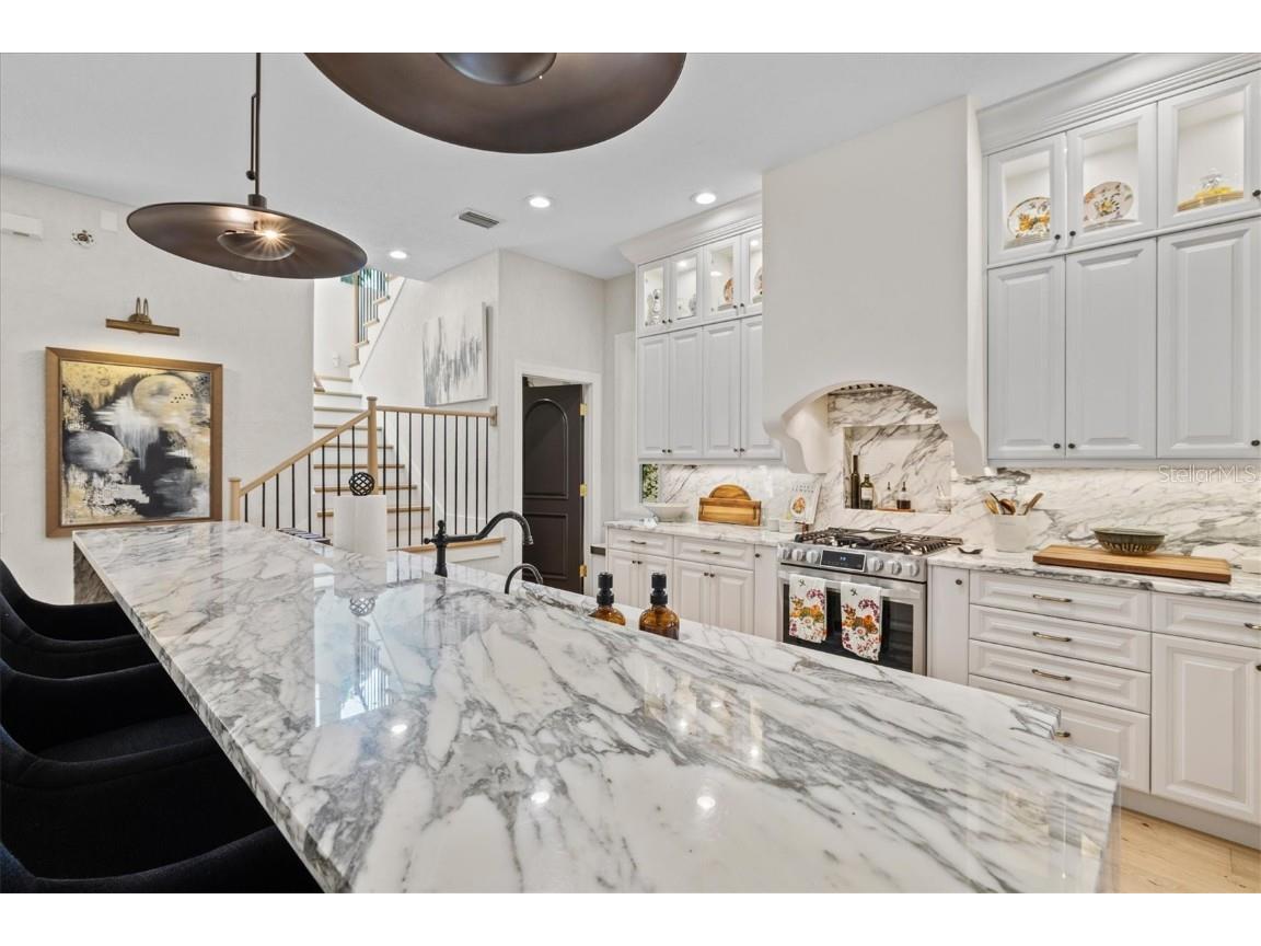 1724 Cherry Lane Sarasota FL 34236 A4668989 image11