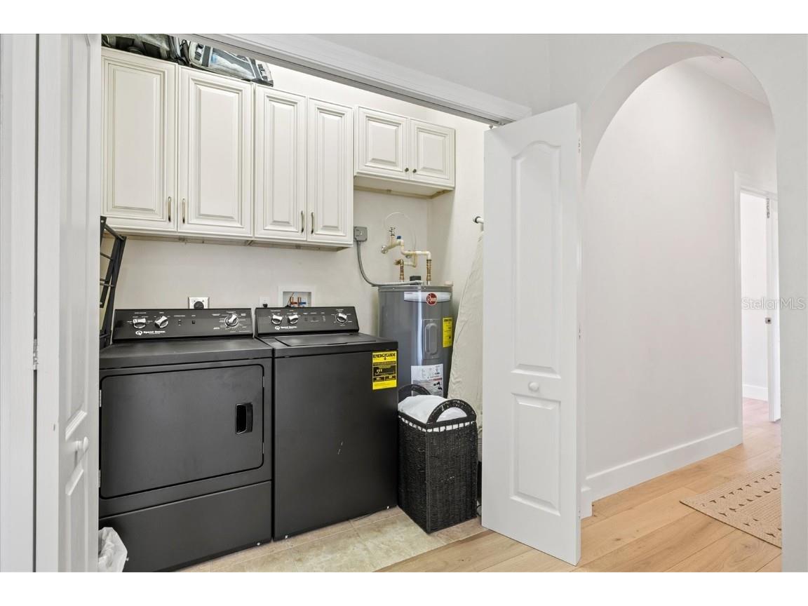 1724 Cherry Lane Sarasota FL 34236 A4668989 image25