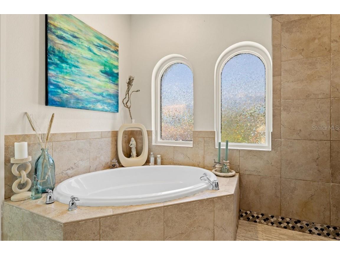 1724 Cherry Lane Sarasota FL 34236 A4668989 image30