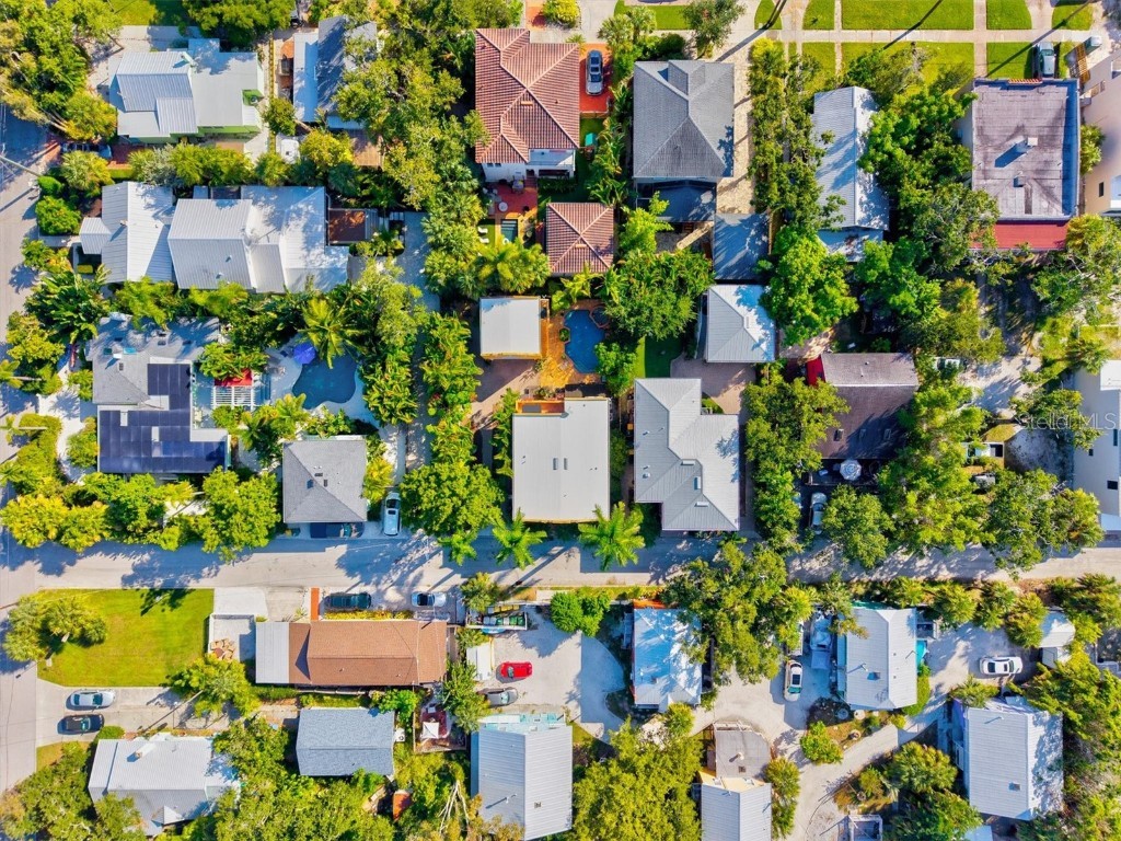 1724 Cherry Lane Sarasota FL 34236 A4668989 image44