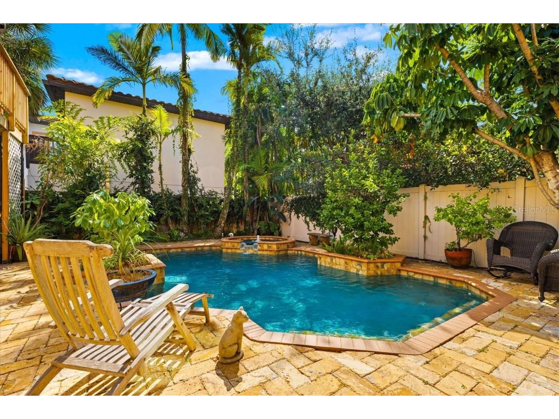 1724 Cherry Lane Sarasota FL 34236 A4668989 image51