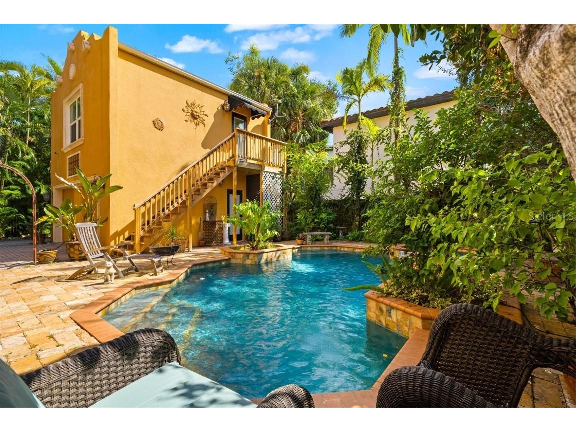 1724 Cherry Lane Sarasota FL 34236 A4668989 image54