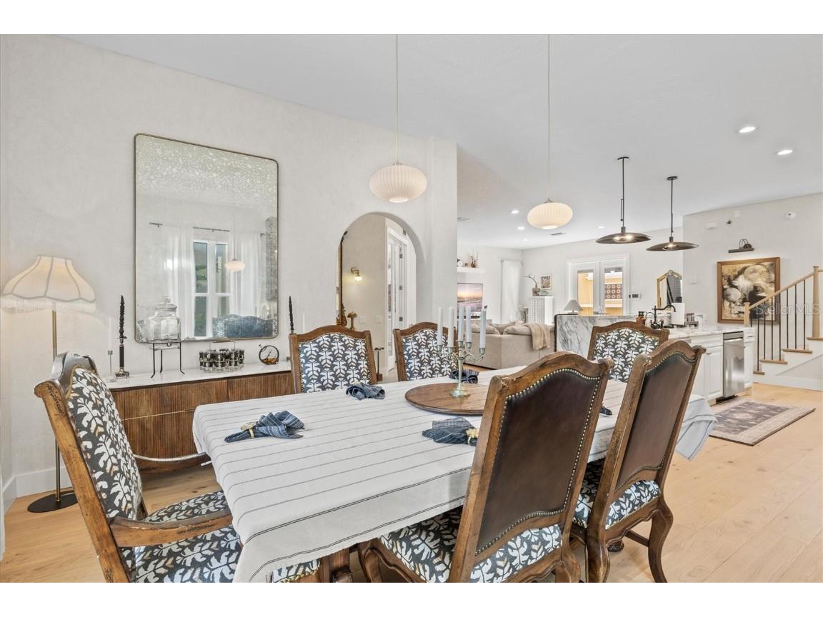 1724 Cherry Lane Sarasota FL 34236 A4668989 image9