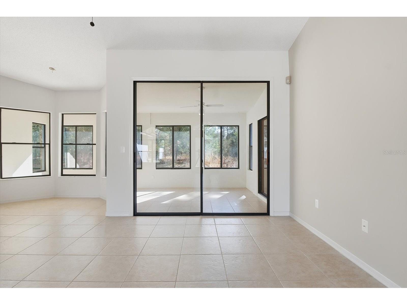 1724 E Mckinley Street Hernando FL 34442 TB8469705 image14