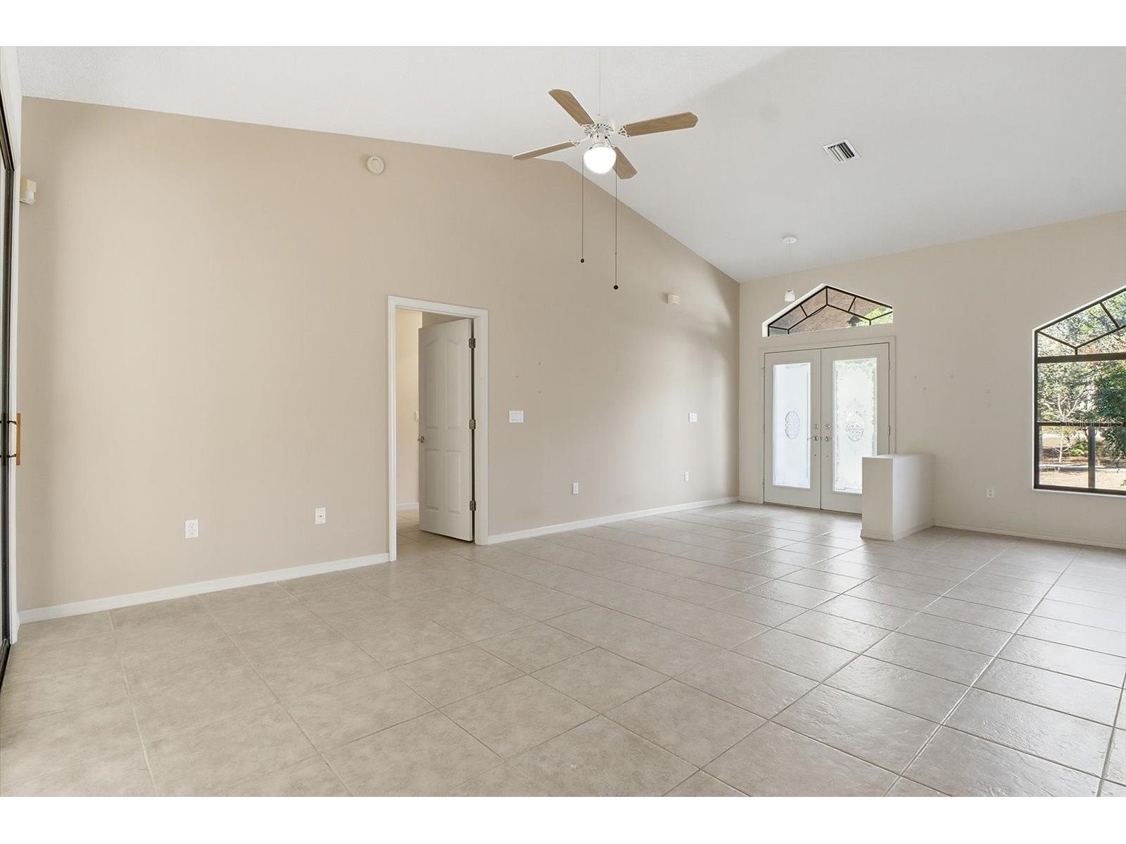 1724 E Mckinley Street Hernando FL 34442 TB8469705 image17