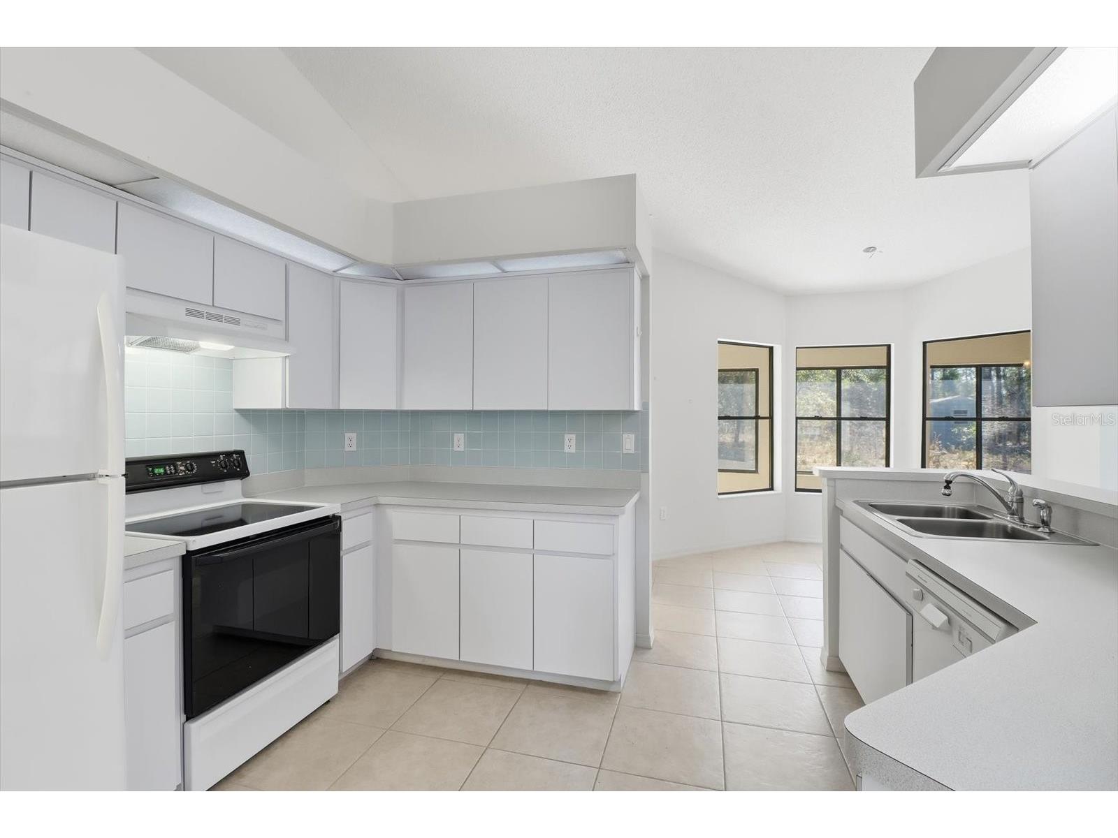 1724 E Mckinley Street Hernando FL 34442 TB8469705 image3