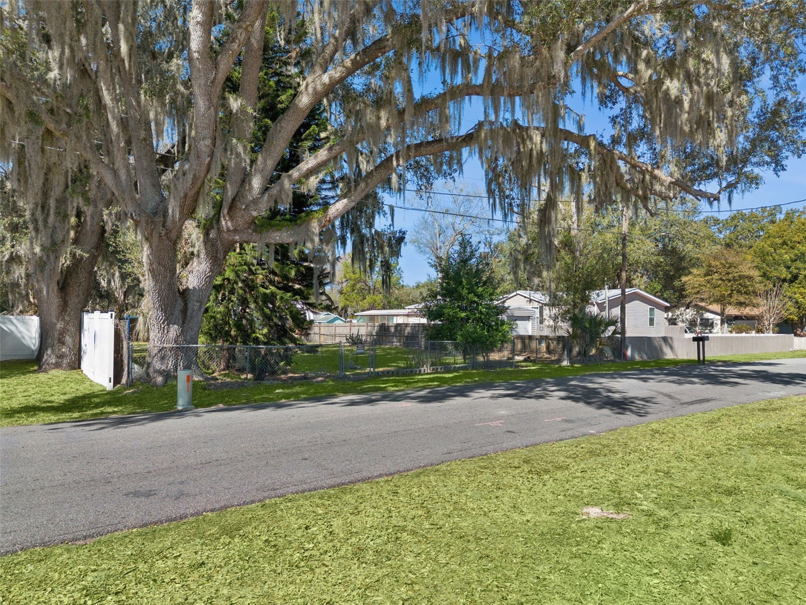 1724 Evergreen Street Kissimmee FL 34746 S5143841 image1
