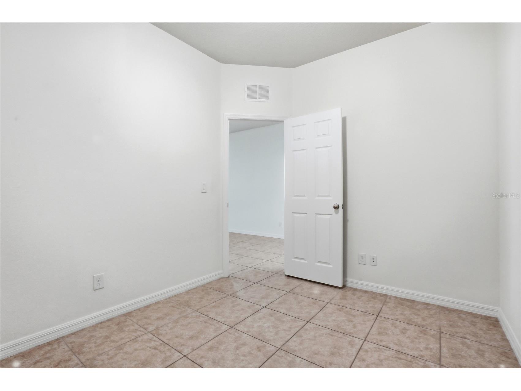 1724 Passage Key Lane Ruskin FL 33570 TB8484005 image21