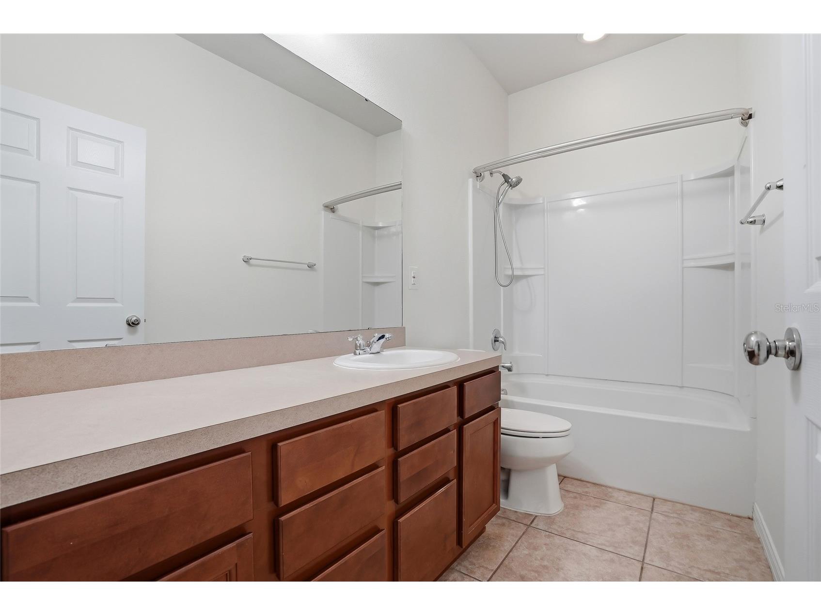 1724 Passage Key Lane Ruskin FL 33570 TB8484005 image32
