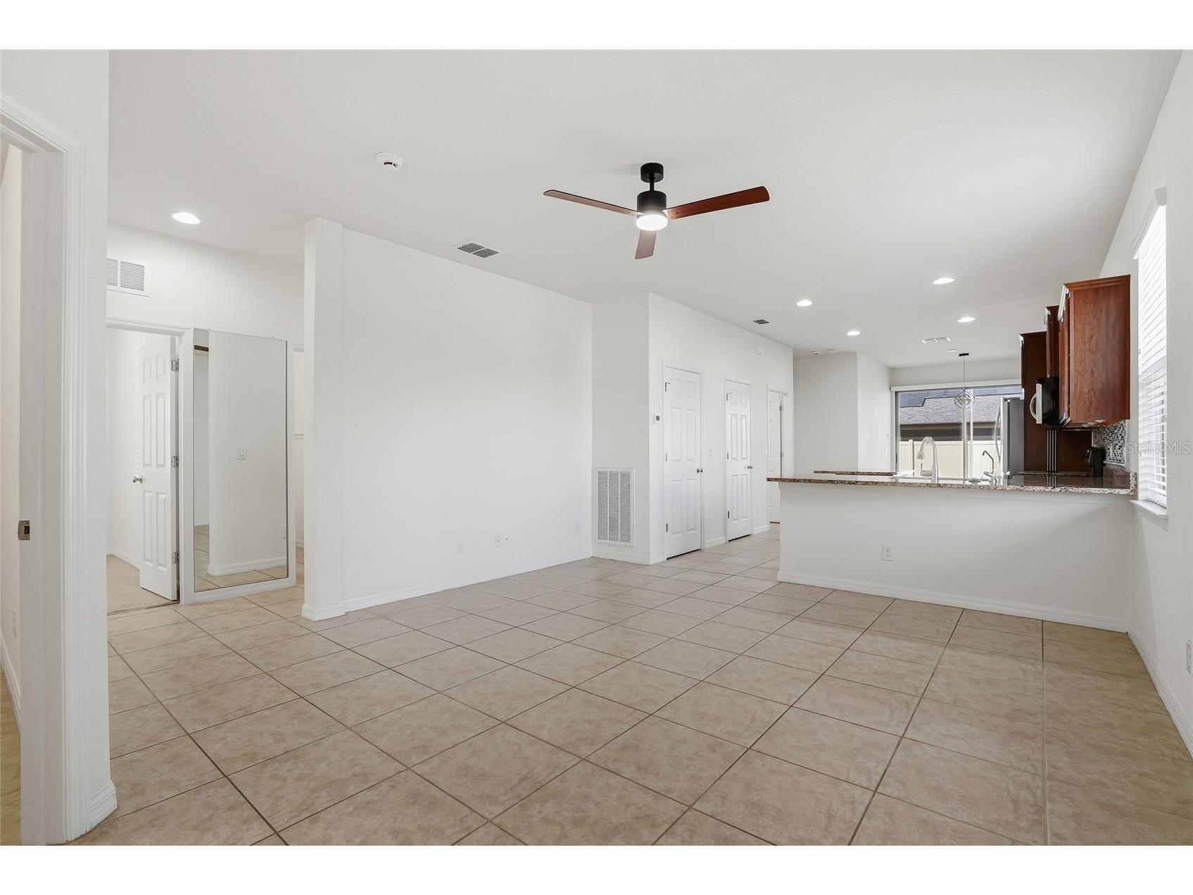 1724 Passage Key Lane Ruskin FL 33570 TB8484005 image8