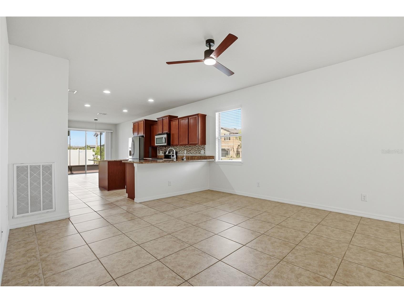 1724 Passage Key Lane Ruskin FL 33570 TB8484005 image9