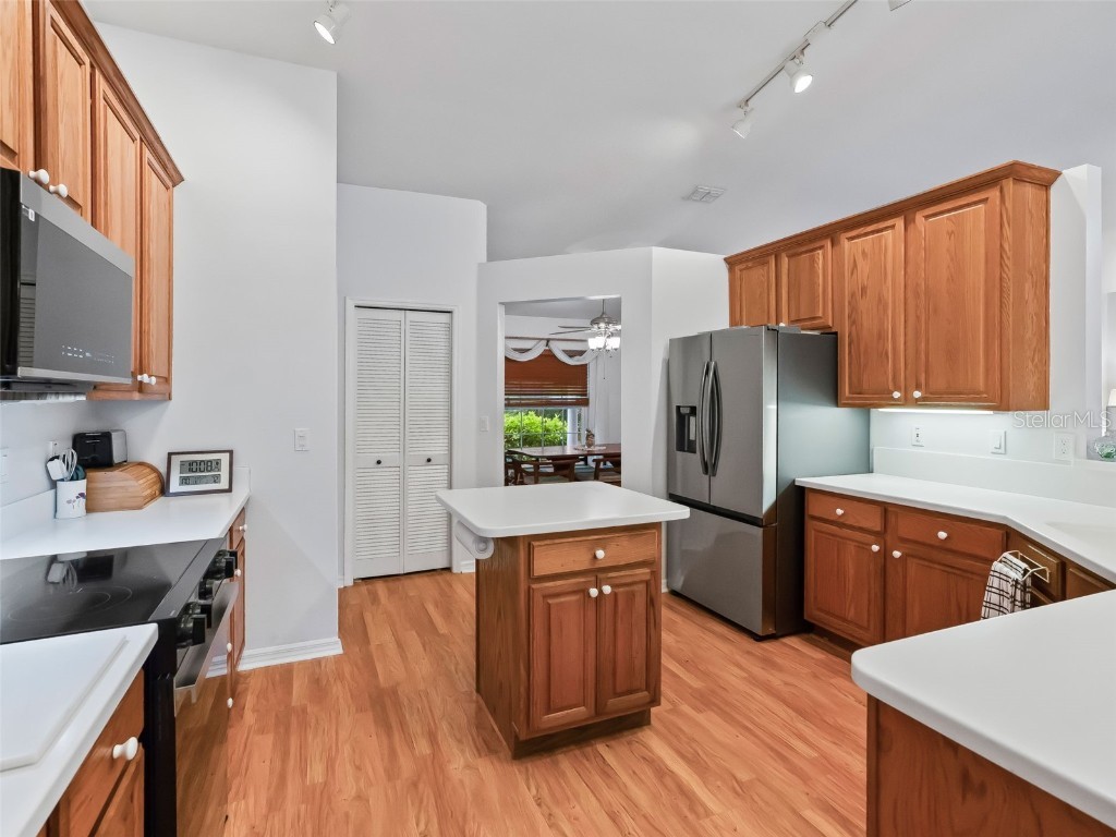 17244 SE 130th Avenue Weirsdale FL 32195 OM710804 image11