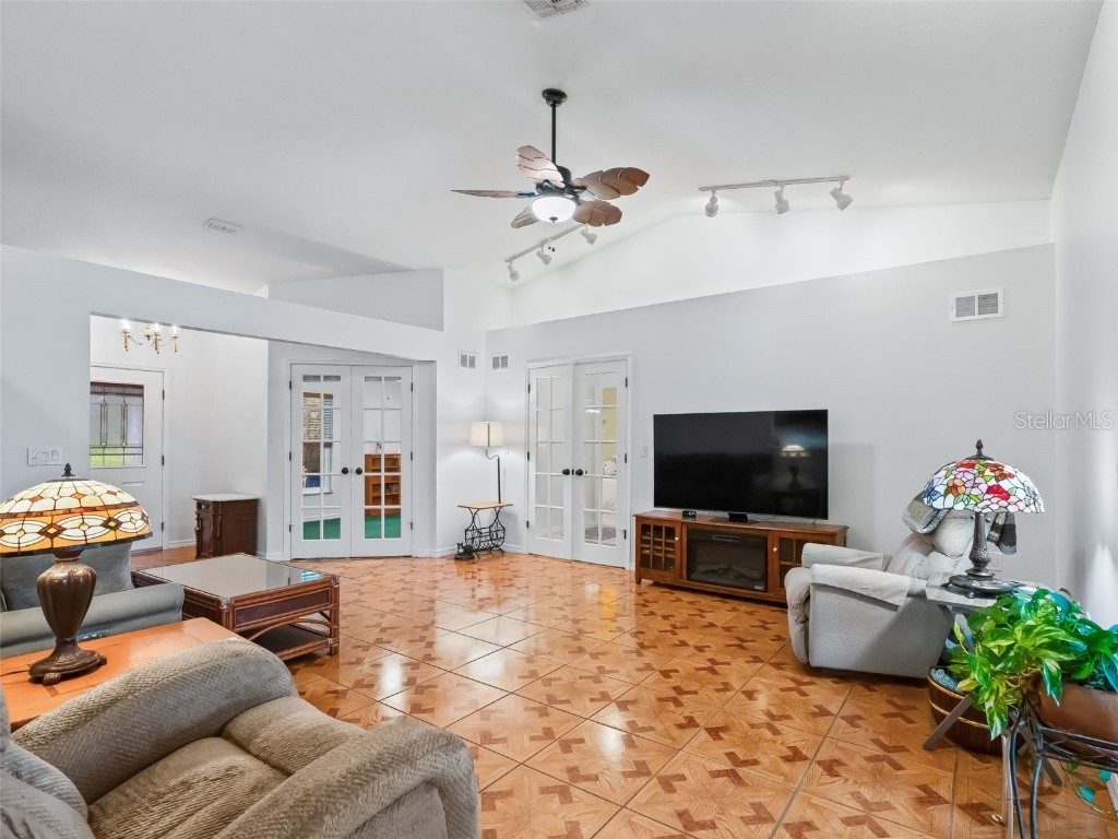 17244 SE 130th Avenue Weirsdale FL 32195 OM710804 image19