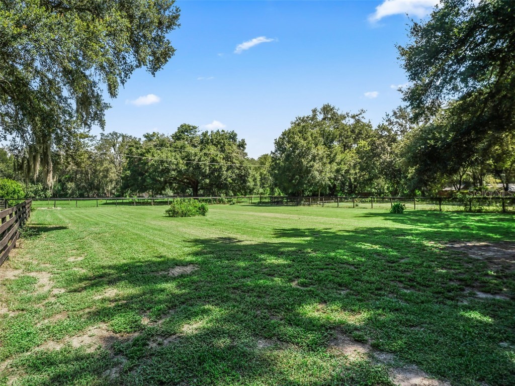 17244 SE 130th Avenue Weirsdale FL 32195 OM710804 image5