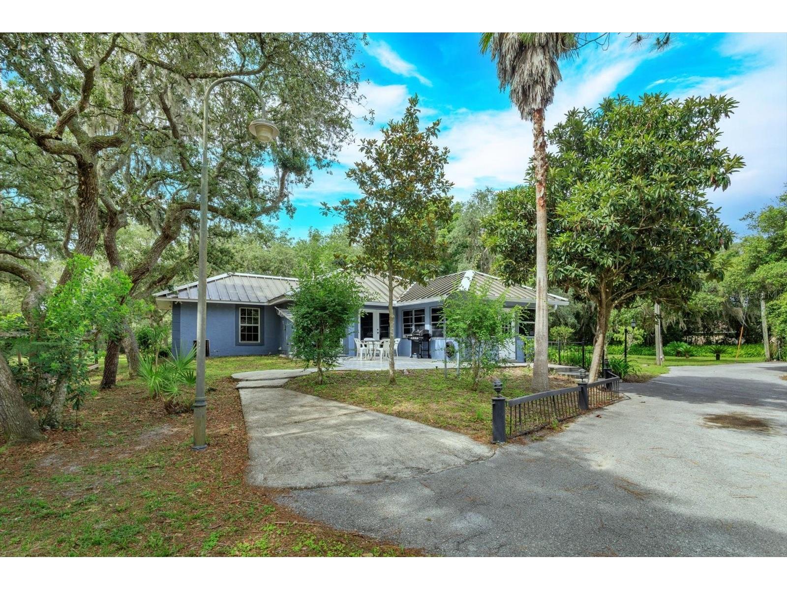 17249 Holly Court Umatilla FL 32784 O6415006 image19