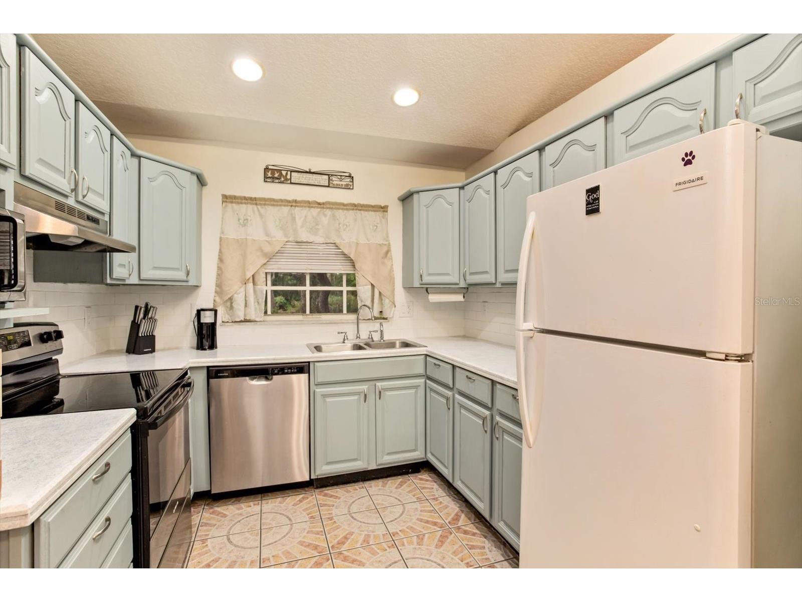 17249 Holly Court Umatilla FL 32784 O6415006 image8