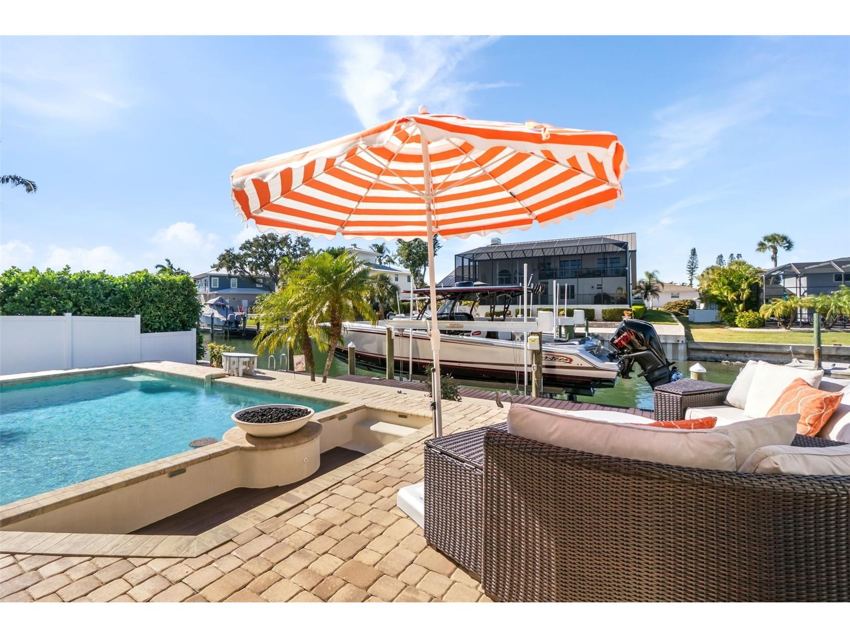 1725 Baywood Drive Sarasota FL 34231 A4680848 image14