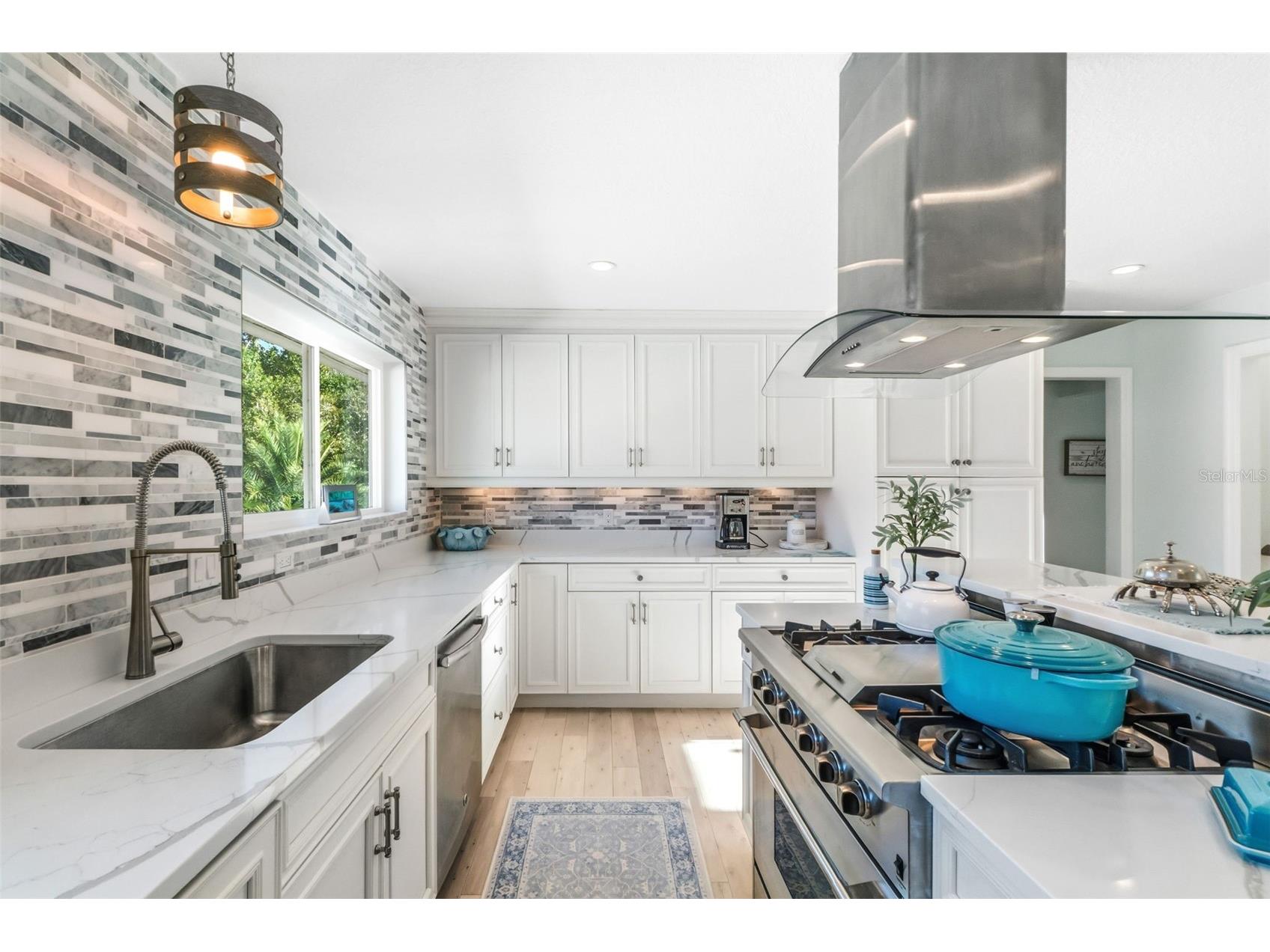 1725 Baywood Drive Sarasota FL 34231 A4680848 image42