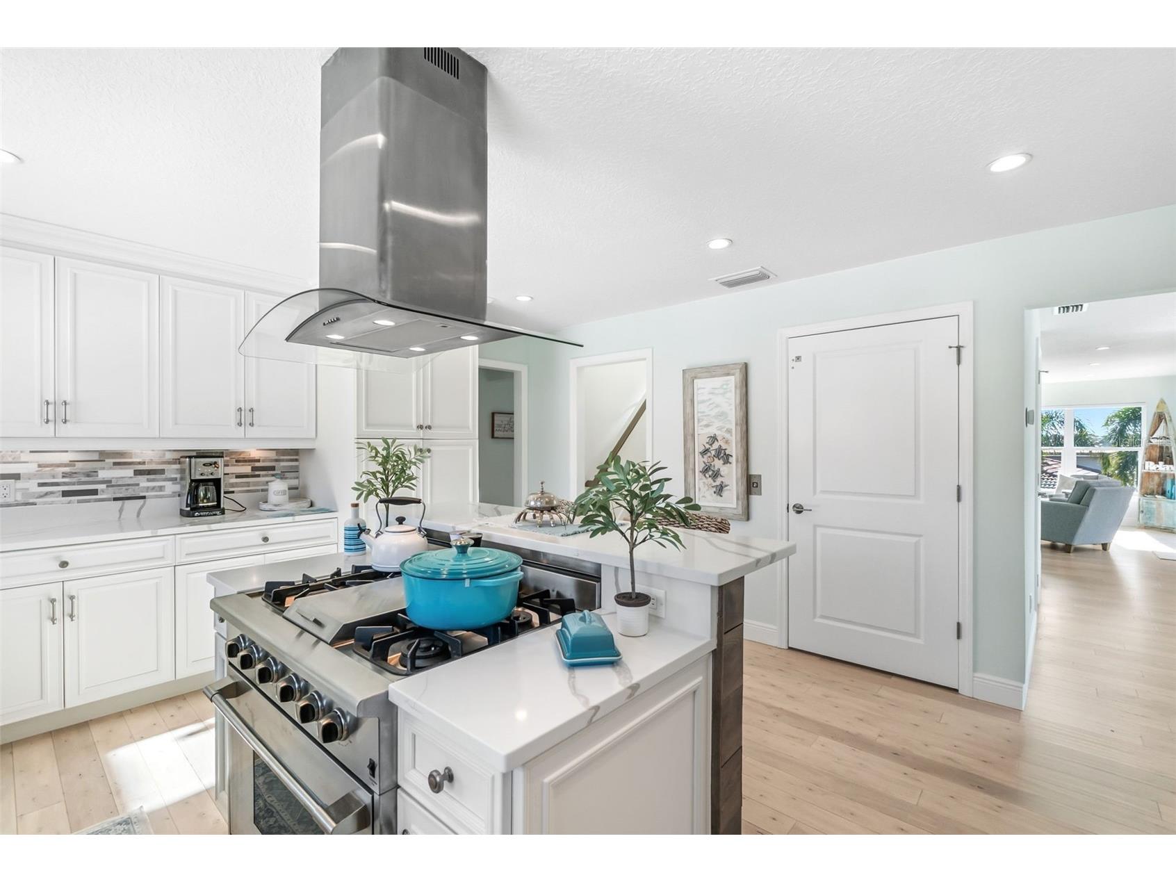 1725 Baywood Drive Sarasota FL 34231 A4680848 image43