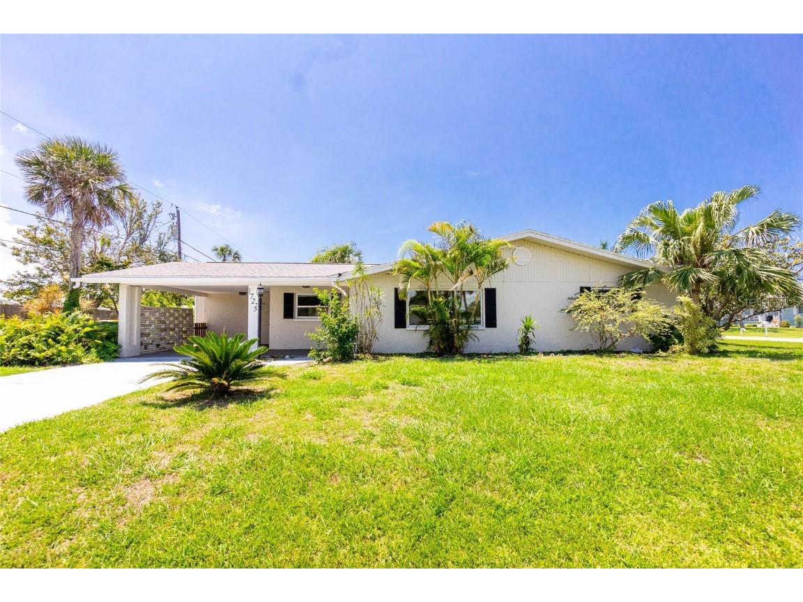 1725 Blue Bird Lane Englewood FL 34224 D6144941 image1