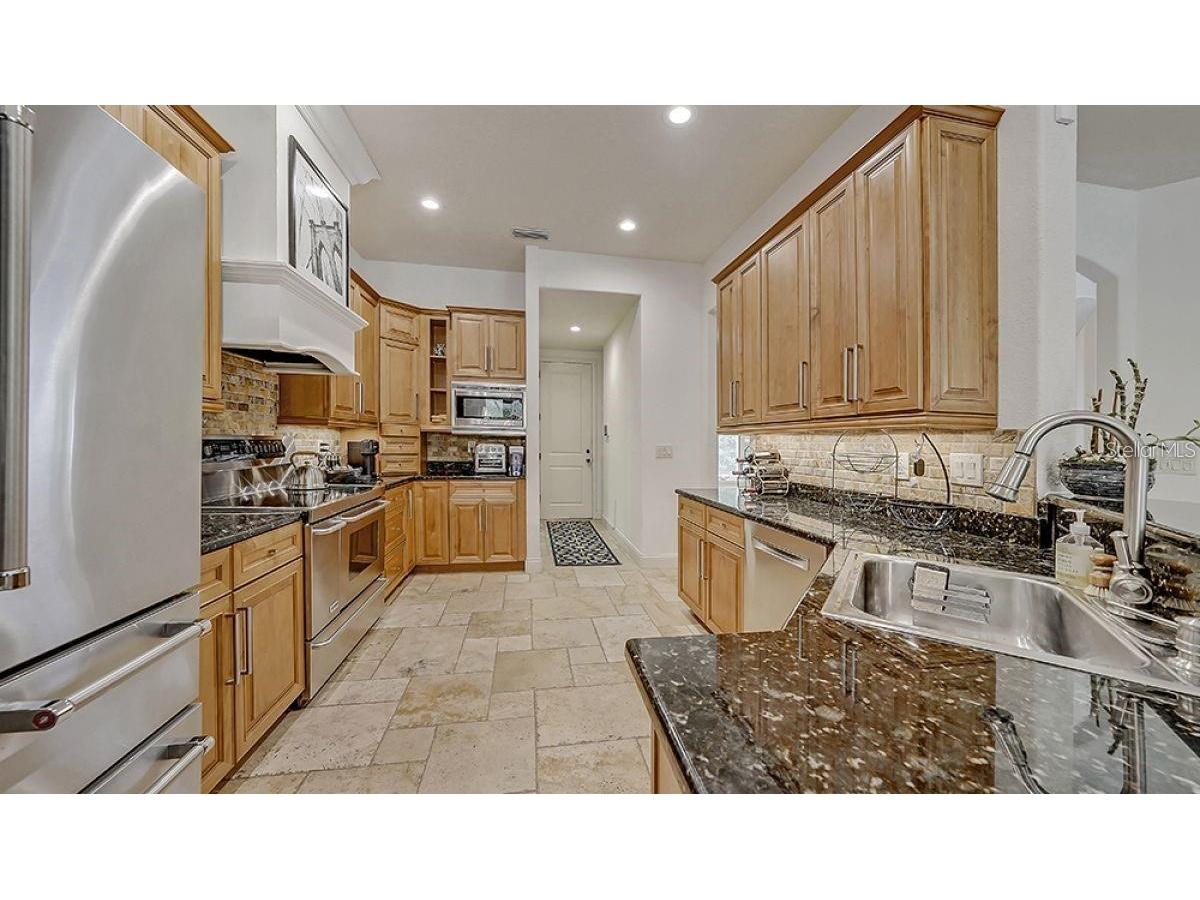 1725 Bonita Court Sarasota FL 34239 A4655035 image21