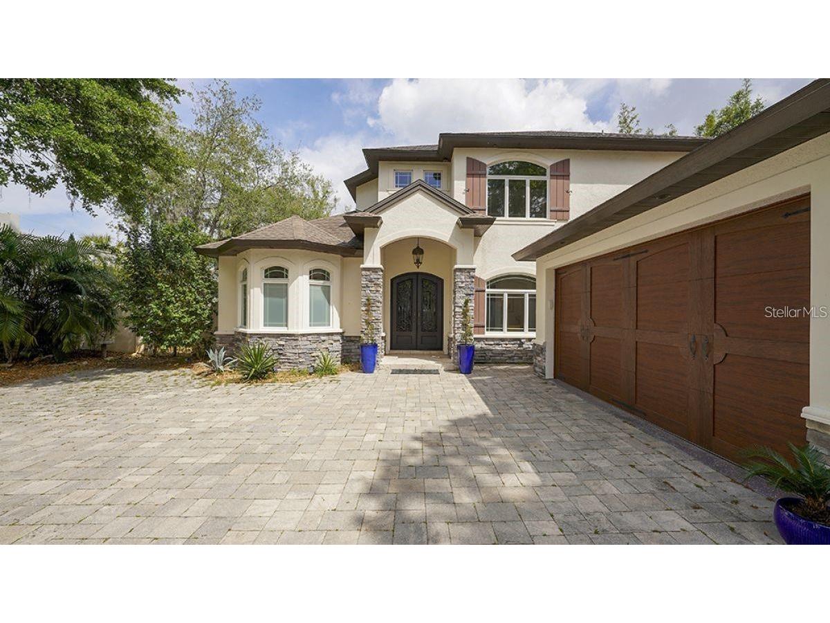 1725 Bonita Court Sarasota FL 34239 A4655035 image3