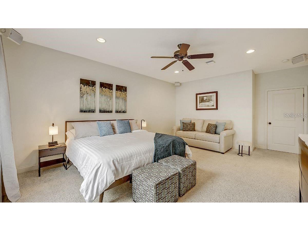 1725 Bonita Court Sarasota FL 34239 A4655035 image33