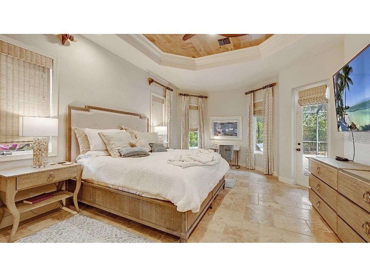 1725 Bonita Court Sarasota FL 34239 A4655035 image35