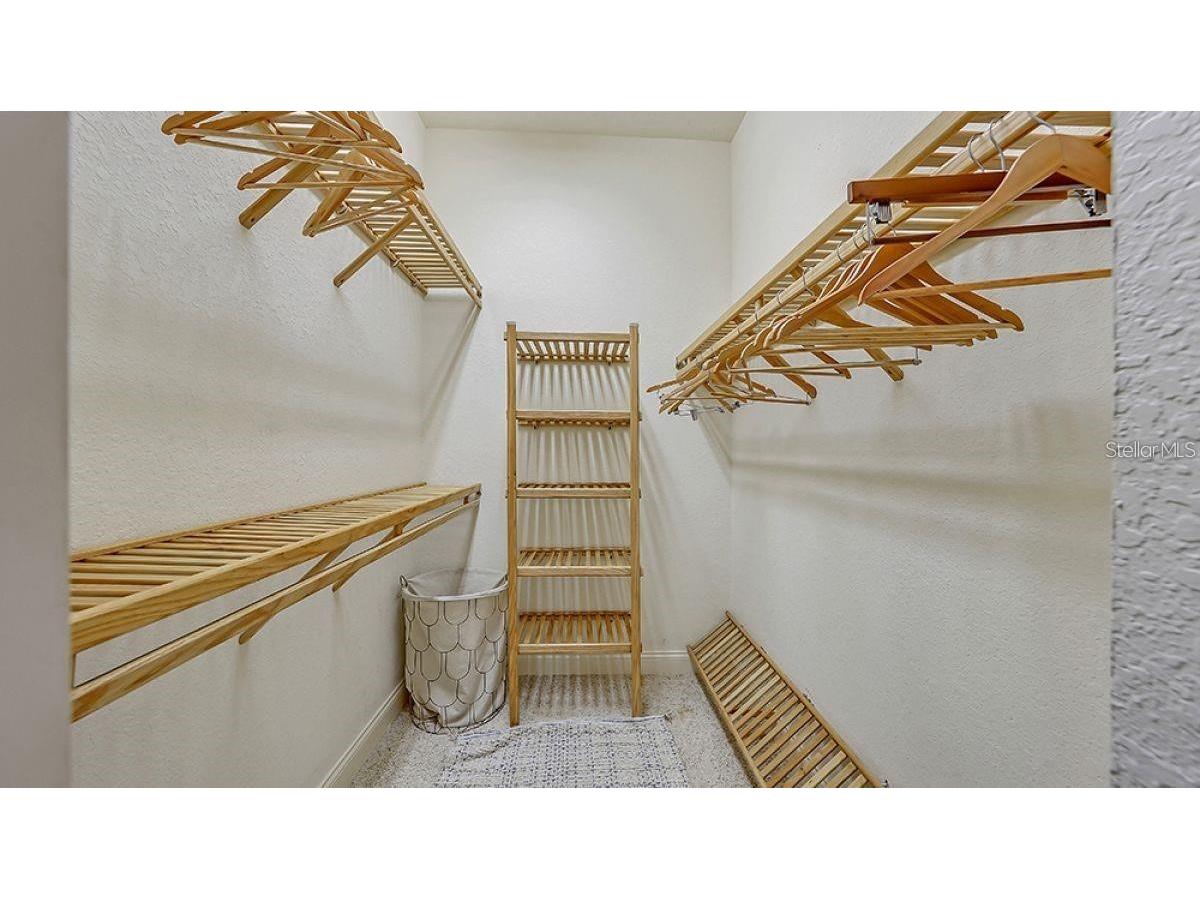 1725 Bonita Court Sarasota FL 34239 A4655035 image38