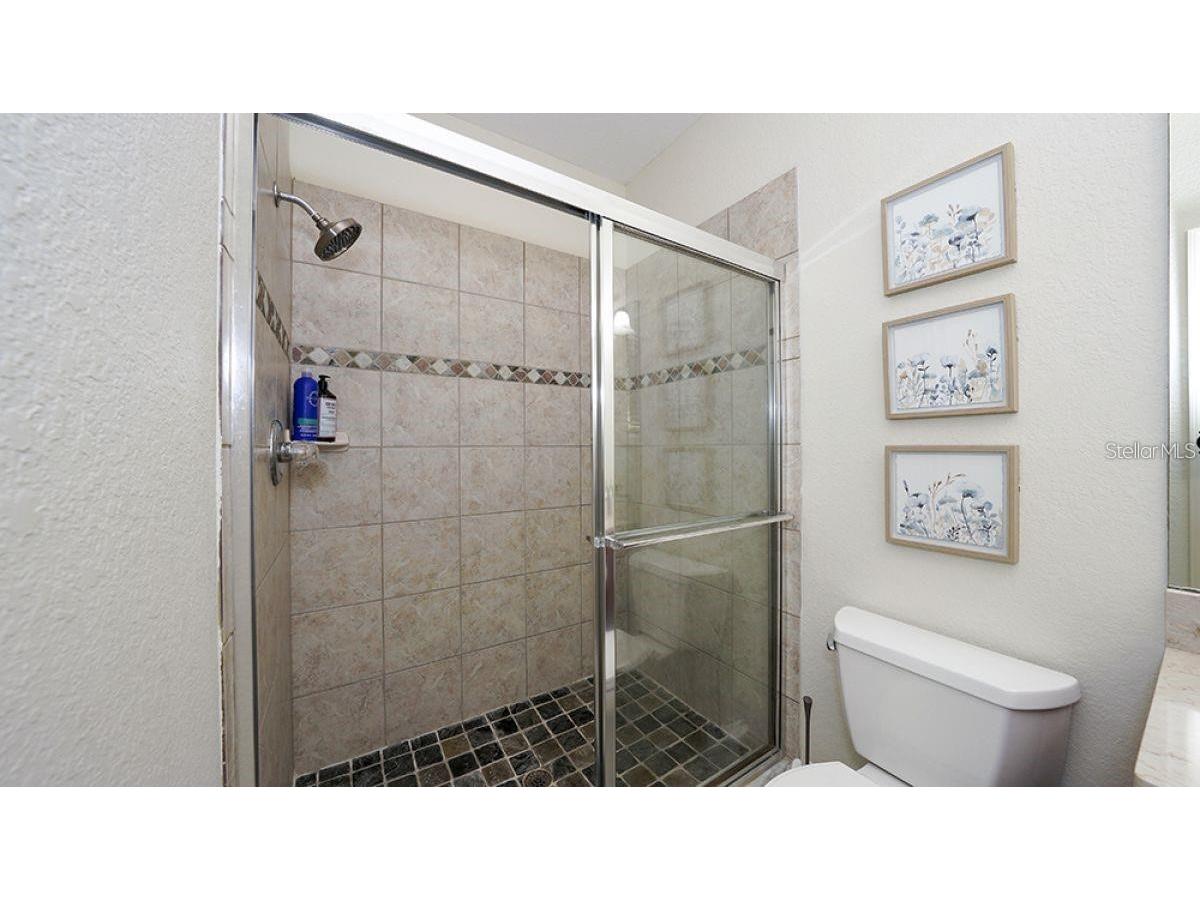 1725 Bonita Court Sarasota FL 34239 A4655035 image42