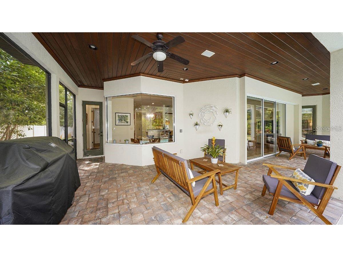 1725 Bonita Court Sarasota FL 34239 A4655035 image46