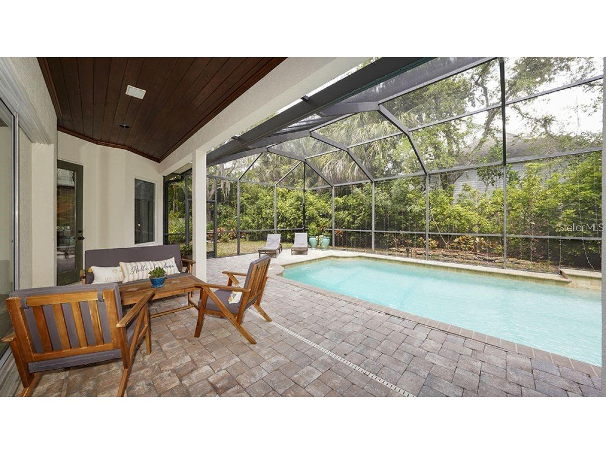 1725 Bonita Court Sarasota FL 34239 A4655035 image49